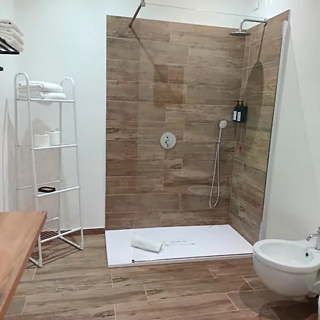 S'apposentu 15 モンセッラート